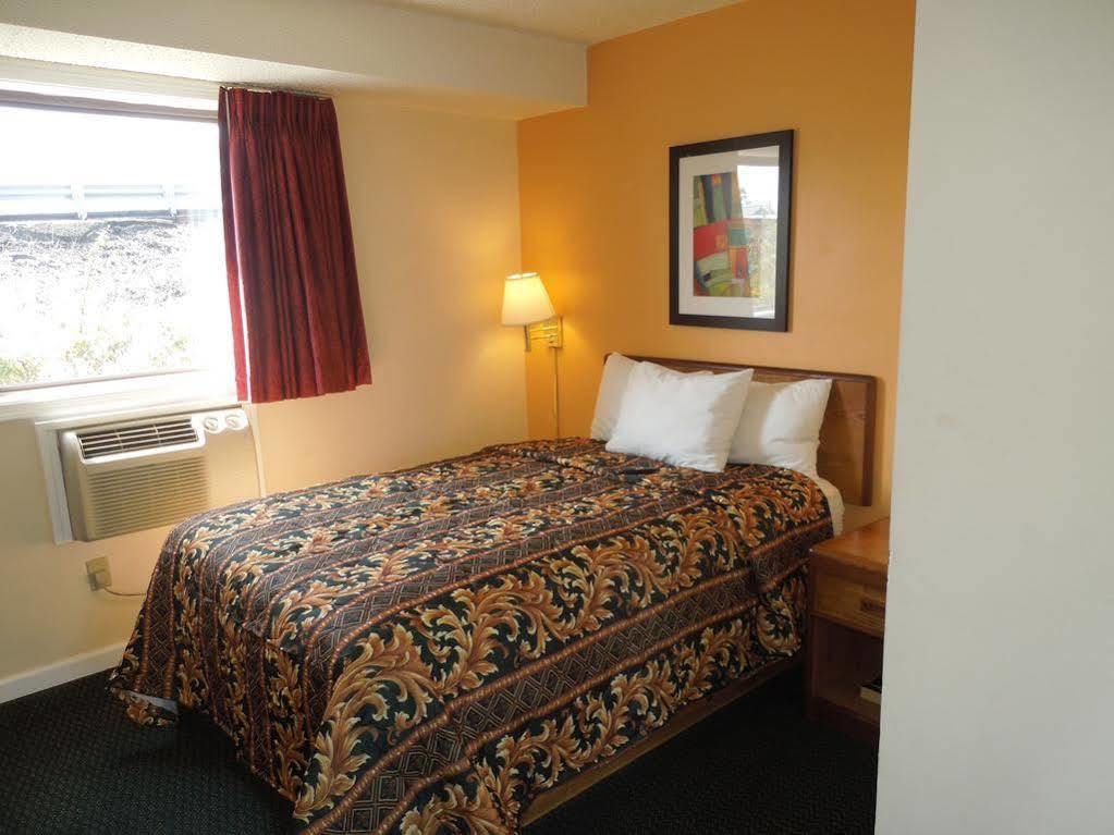 Knights Inn Bristol Levittown Zewnętrze zdjęcie